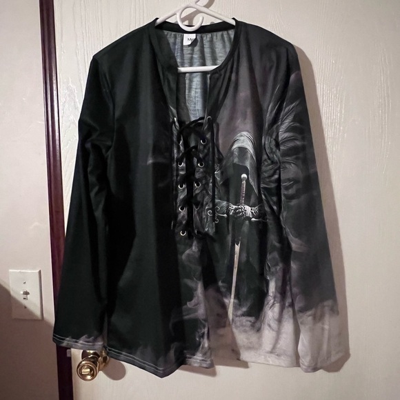 LIGHTINTHEBOX men’s t shirt Templar 1 cross graphic size m - Picture 1 of 4